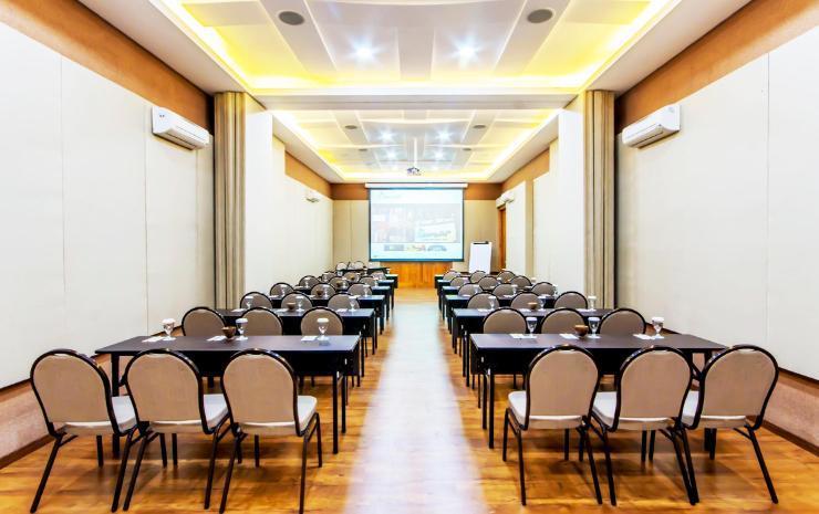 Villa Damar Boutique Hotel Bandung Buitenkant foto